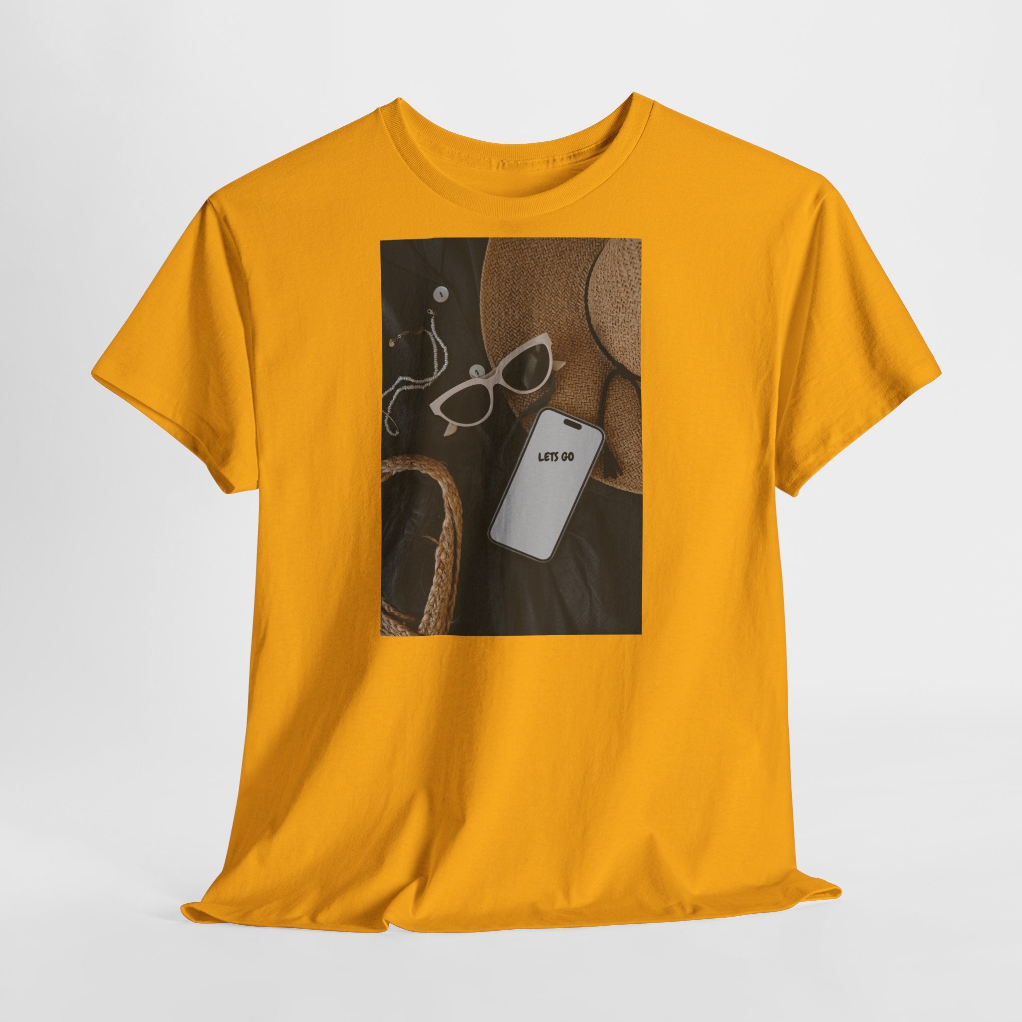 Vacation Essentials T‑Shirt 'Let's Go' - Heat Mess