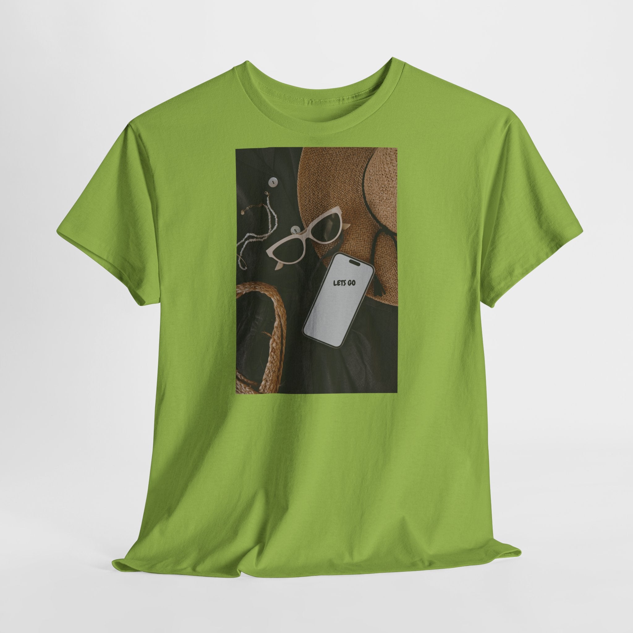 Vacation Essentials T‑Shirt 'Let's Go' - Heat Mess