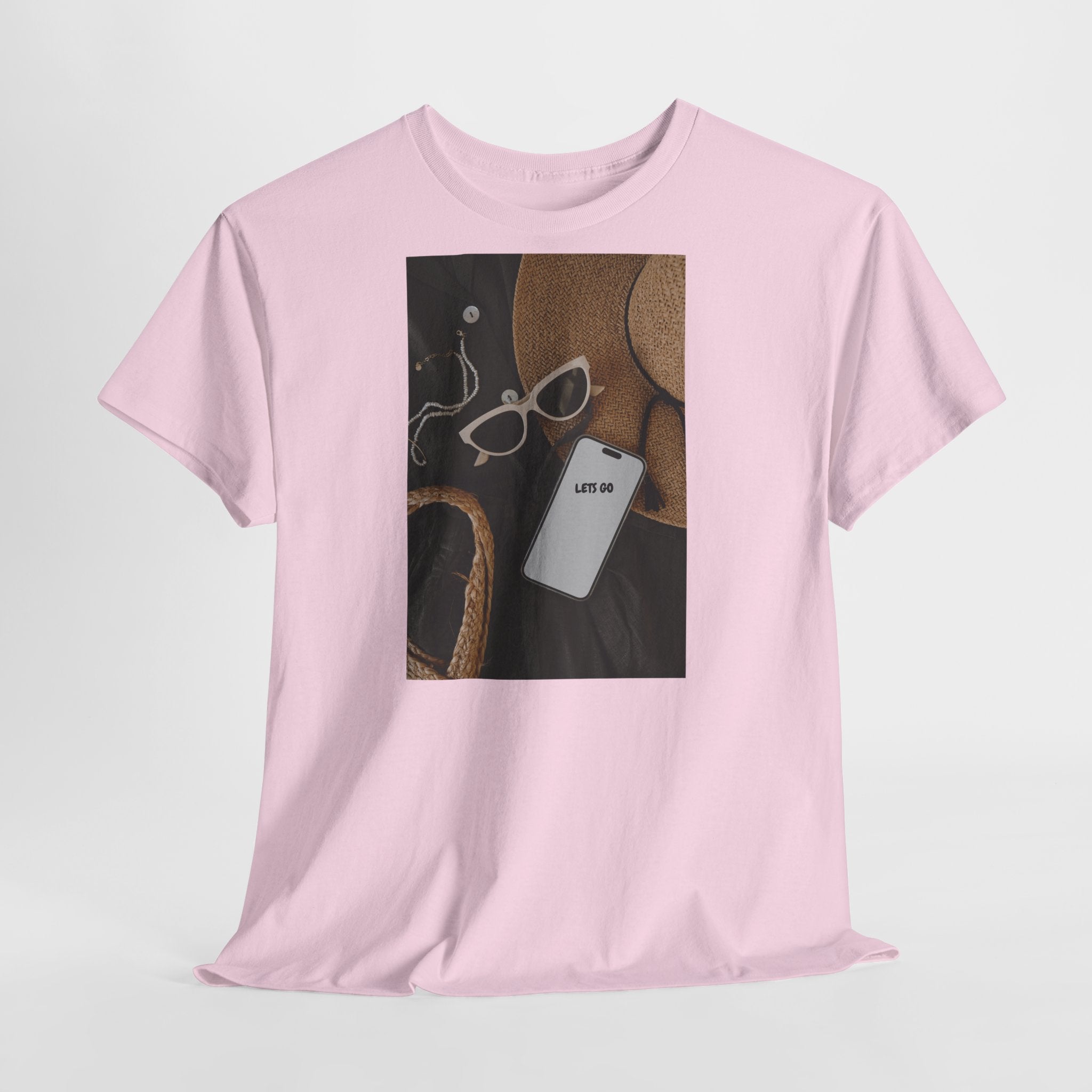 Vacation Essentials T‑Shirt 'Let's Go' - Heat Mess
