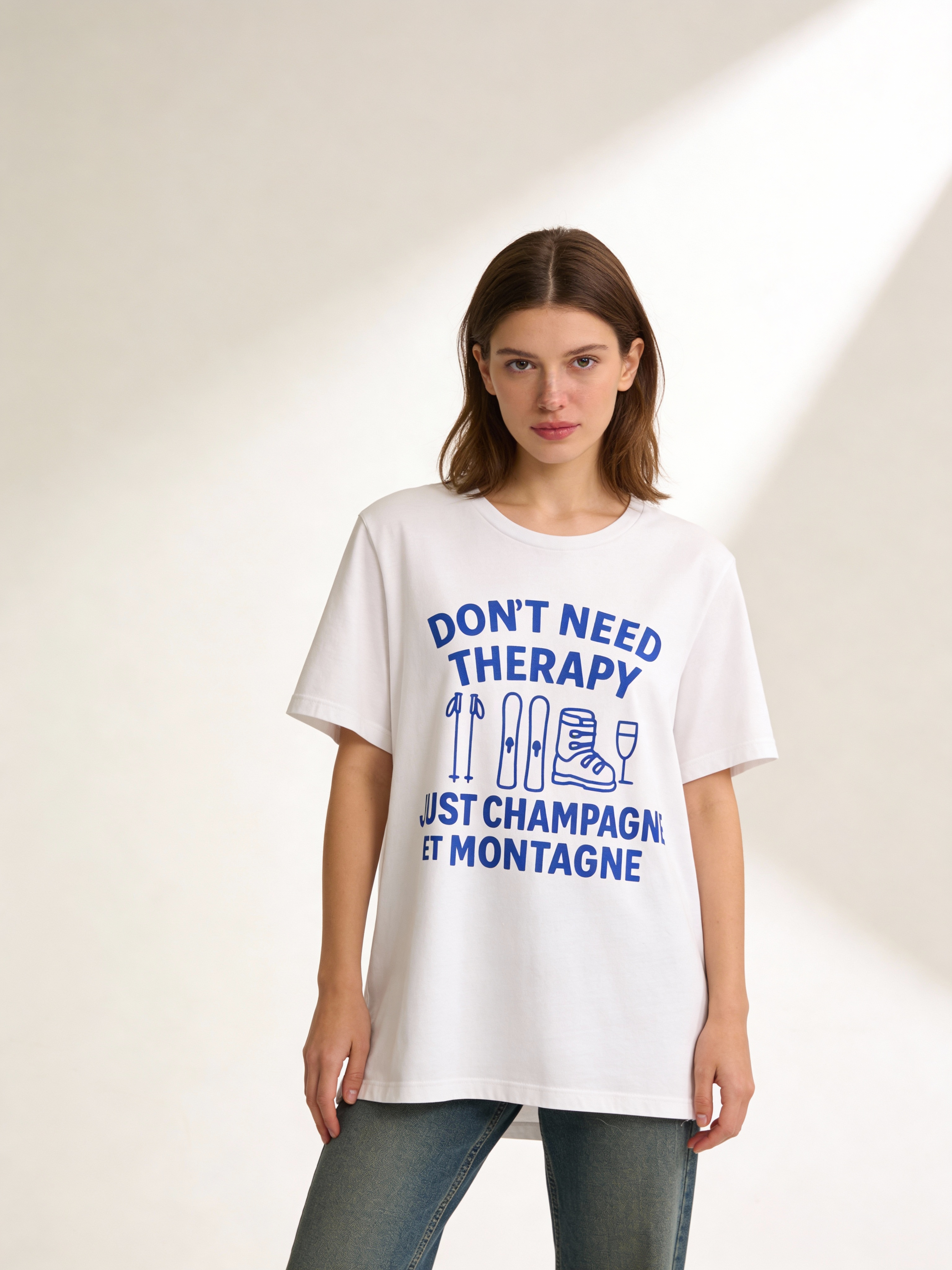 Don't Need Therapy Just Champagne et Montagne T-Shirt - Heat Mess