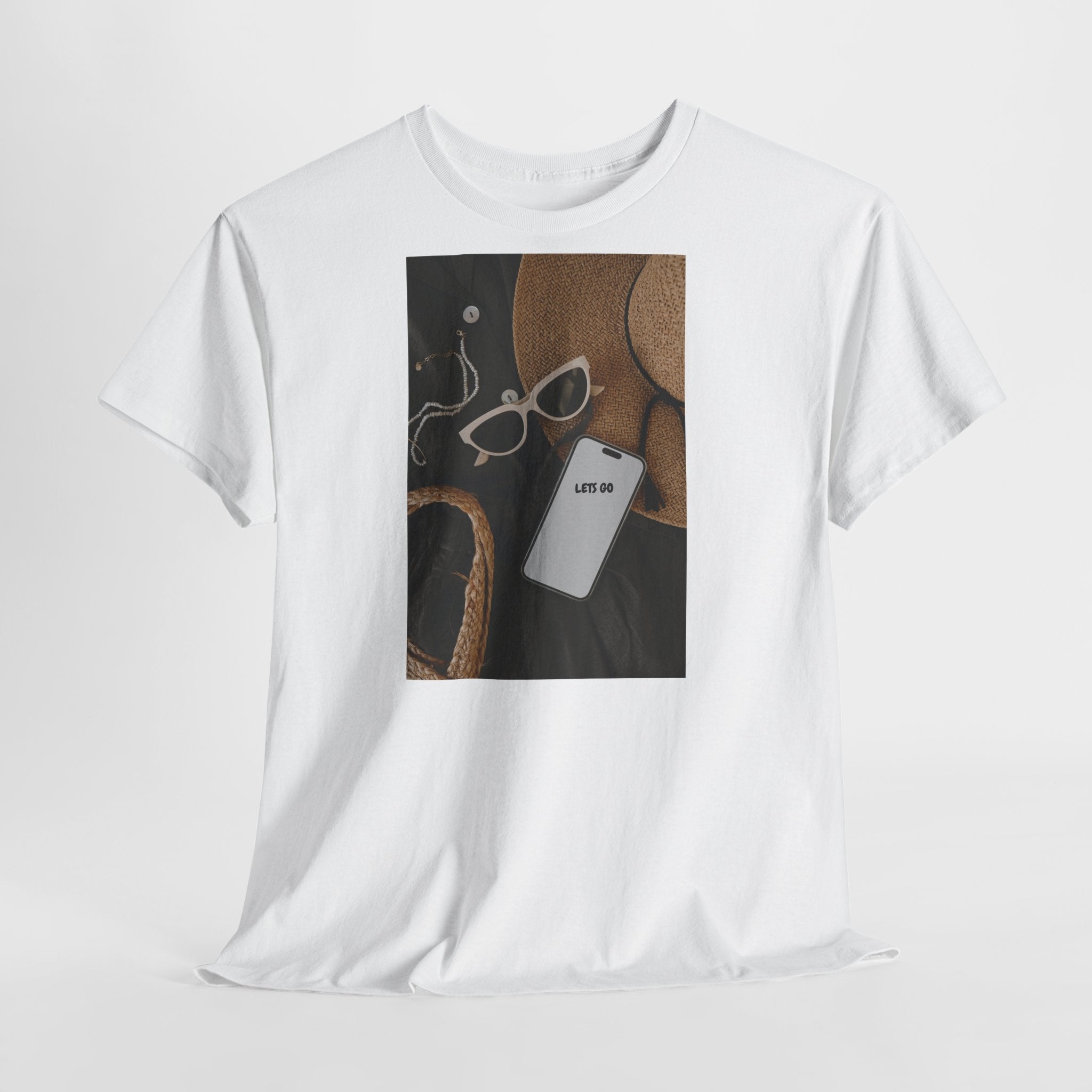 Vacation Essentials T‑Shirt 'Let's Go' - Heat Mess