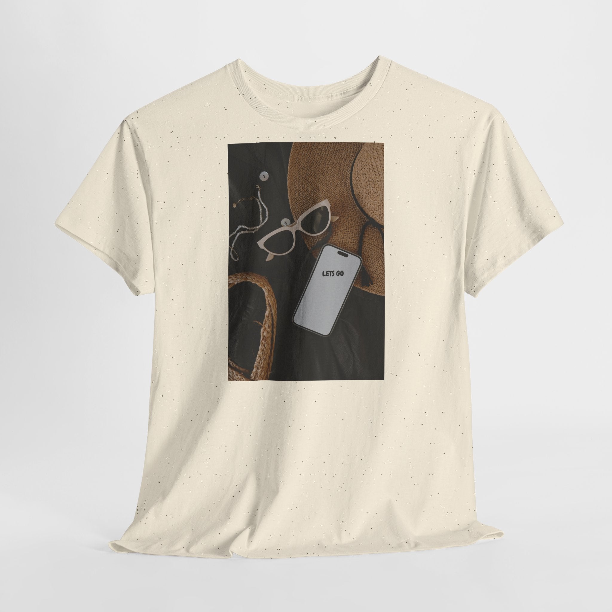 Vacation Essentials T‑Shirt 'Let's Go' - Heat Mess