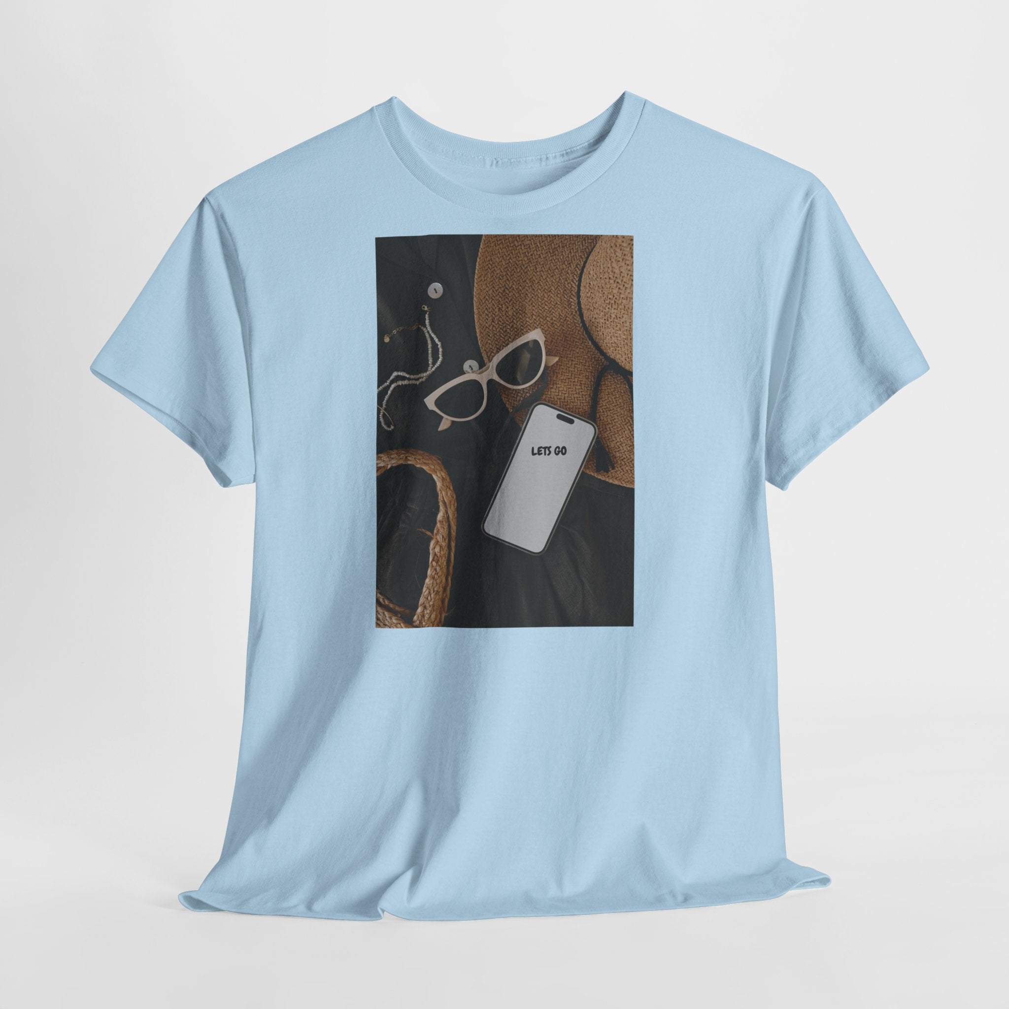 Vacation Essentials T‑Shirt 'Let's Go' - Heat Mess